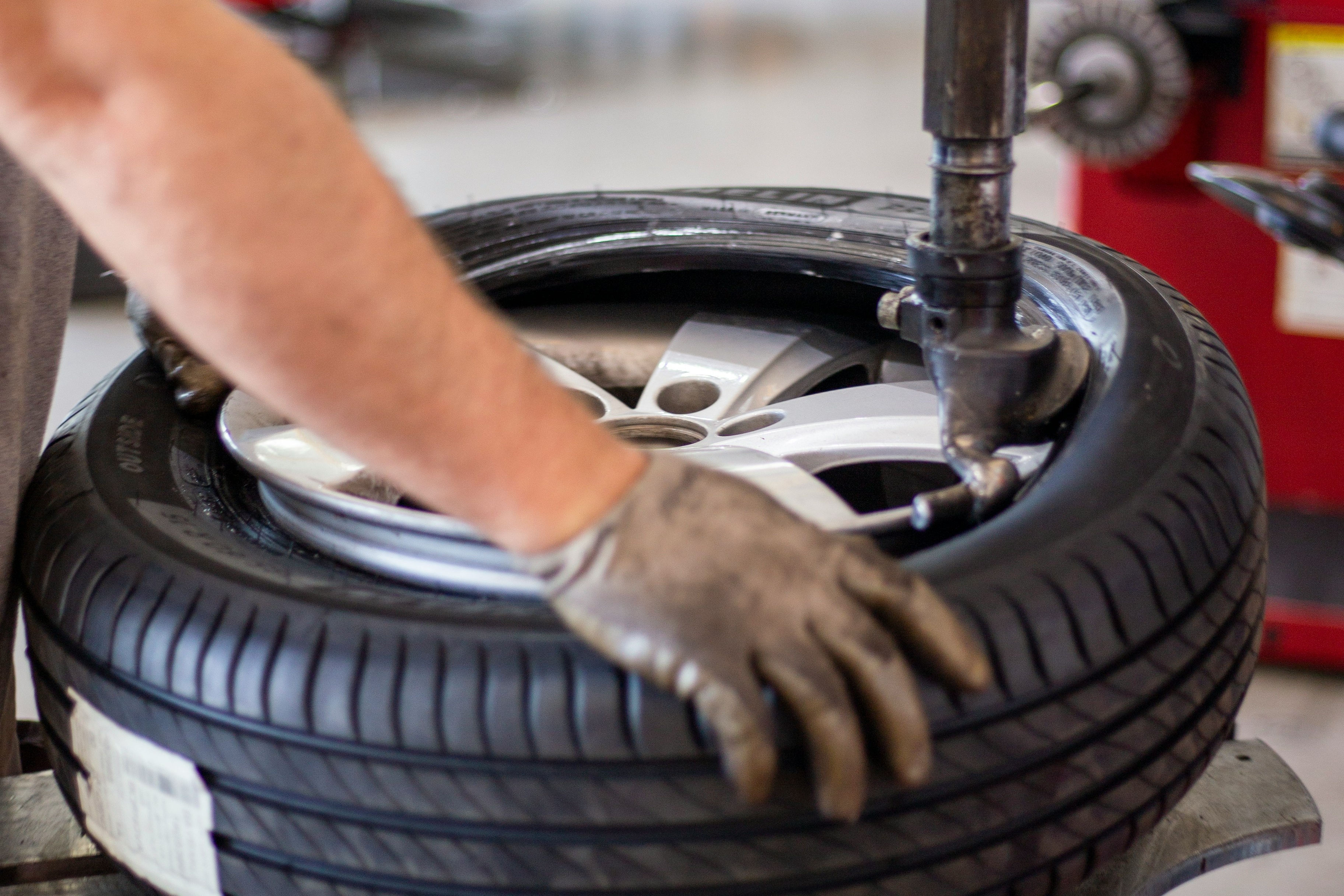 Negru de fum: Caracteristicile de bază și analiza aplicațiilor multi-industrie